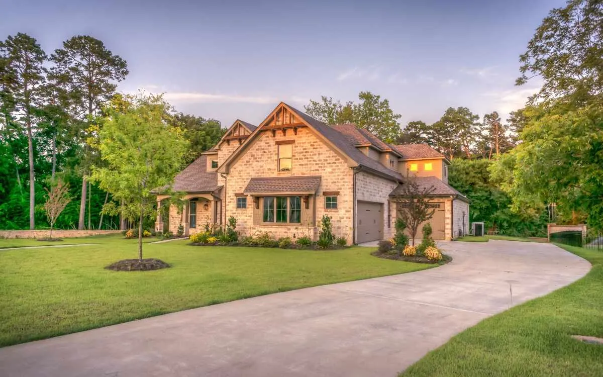 Water Damage Restoration services in Clarendon Hills, IL